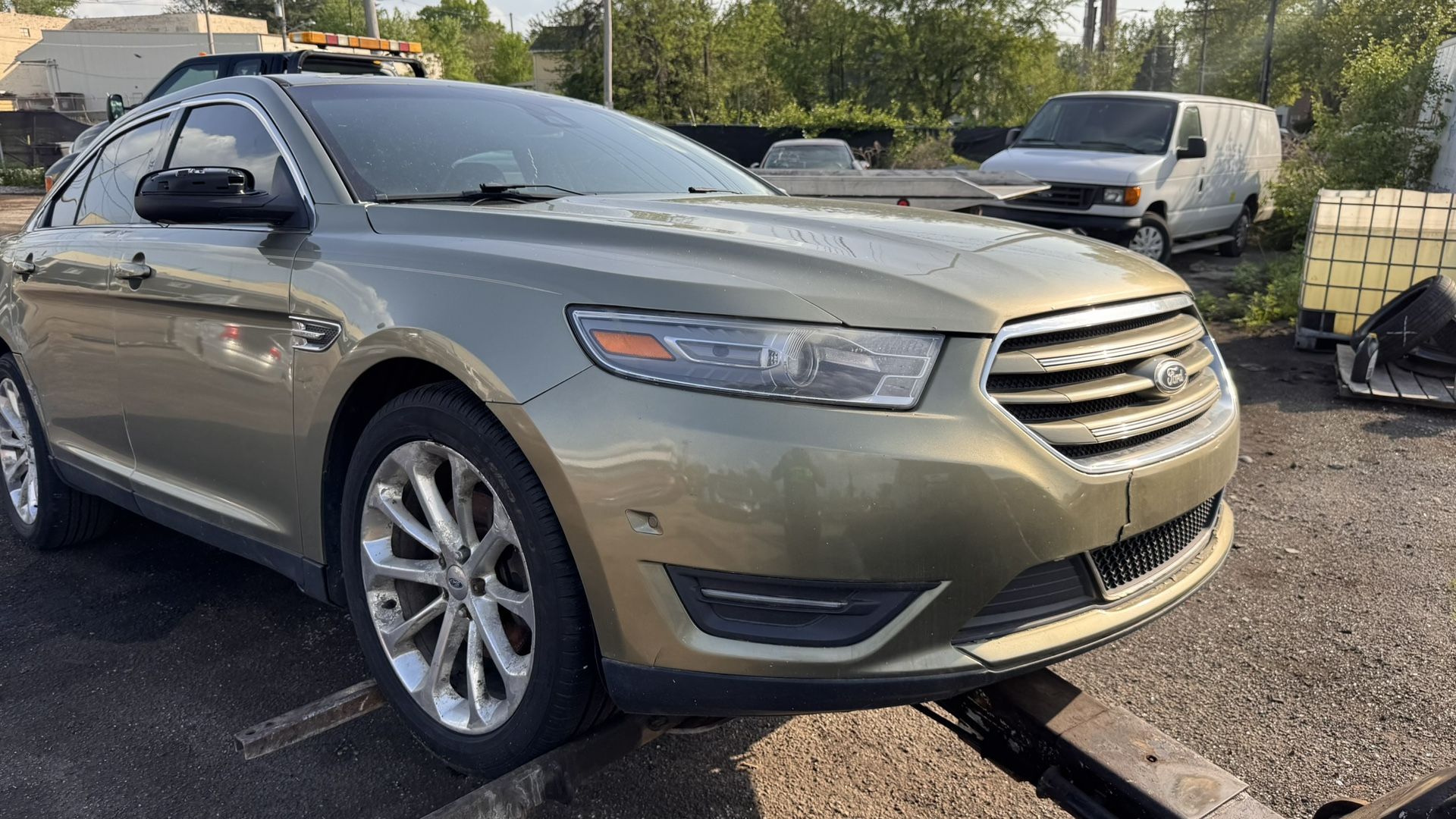 2013 Ford Taurus Limited Parts