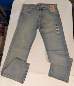 New men Levi's 32x34 jeans