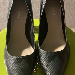 Marc Fisher pumps- Pickup Only