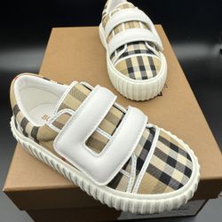 Kids Burberry Shoe Size 1 