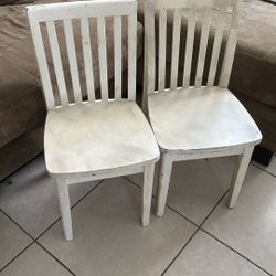 3 Kids Pottery Barn Chair