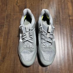 Under Armour Men's UA Yard Low MT White Charged Baseball Cleat Shoe Size 16 New