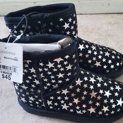 New Star Girls Boots. Size 9