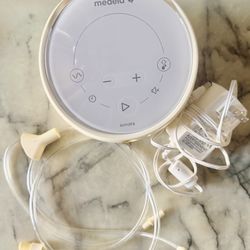 Medela Sonata Breast Pump – Works Great