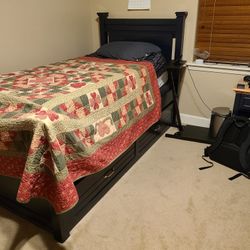Cafe Kid Twin Trundle Bed