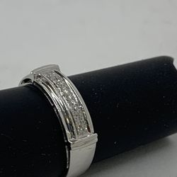 10k White Gold Wedding Band With Real Diamonds