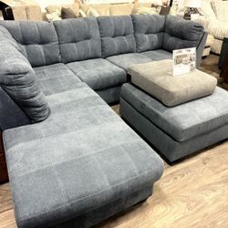NEW 2 Pc Sectional