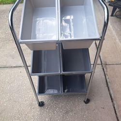METAL, PLASTIC CART 36 H. 18 D. 16 V.  NEW ONE.  