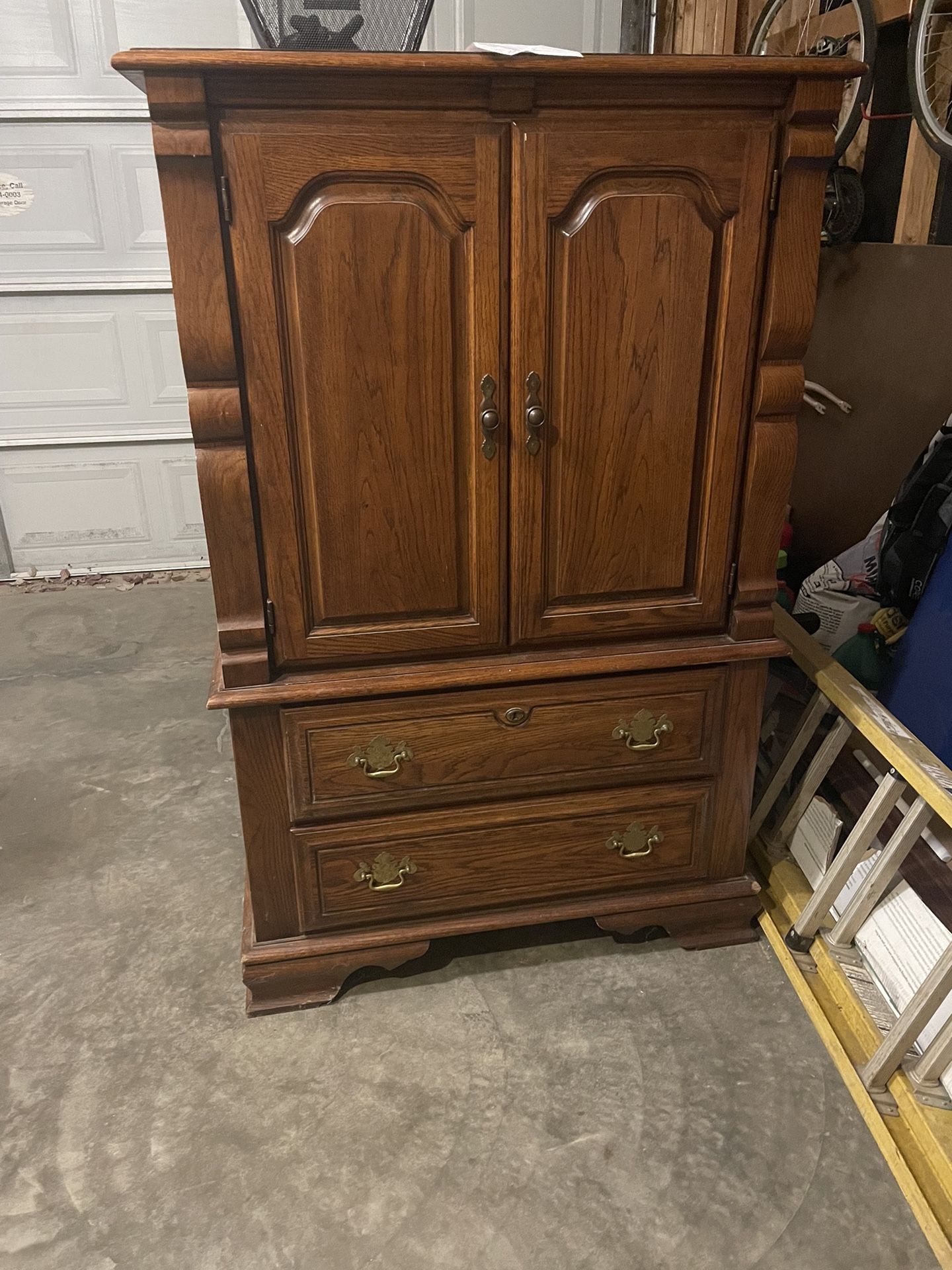 Armoire