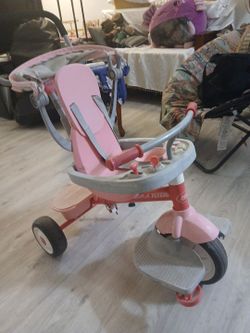 Radio flyer