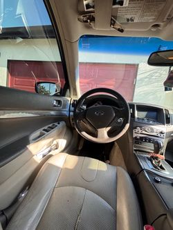 2012 Infiniti G25
