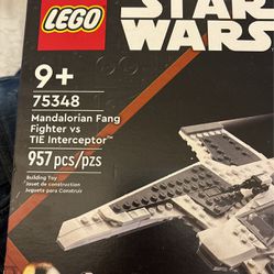 Star Wars MANDELORIAN Fang Vs Fighter LEGOS