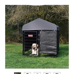 LUCKY DOG STAY SERIES  STUDIO KENNEL 4 X 4 With Privacy Scree n 