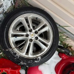 2-chevy Cruze Hatchback Lt Stock Wheels 2017