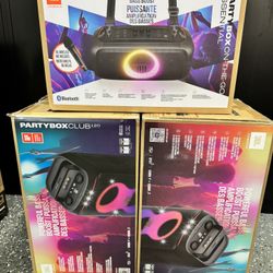 JBL PartyBox Club 120 Portable Speaker with Foldable Handle Black