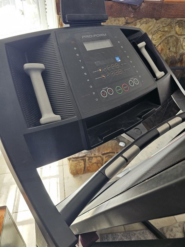 Proform Foldable Treadmill Sport 4.0