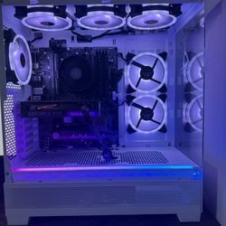 Gaming PC - RTX 4060 / 32GB RAM / 1TB SSD - Excellent Condition