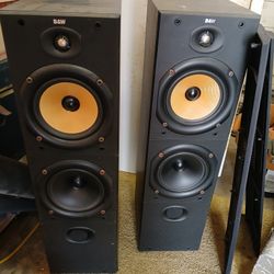 B & W Speakers DM603