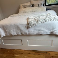 Luroy Queen Bed Frame With 4 Large Drawers For Storage 