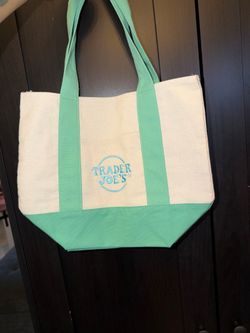 Green trader joes bag