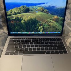 13”Macbook Air/1TB/16GB of ram/Serato DJ/Logic Pro/Final Cut Pro X/GarageBand