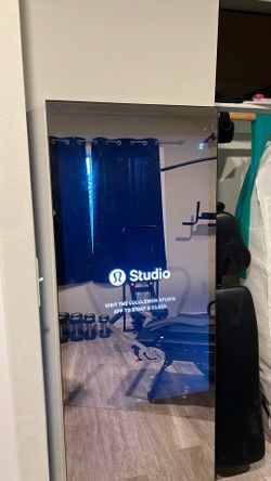 Lululemon Mirror
