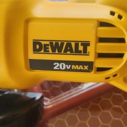 DEWALT
20V Cordless Brushless 4-1/2 in. Angle Grinder with Paddle Switch (Tool Only)