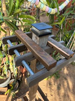 18x18 Dragon Trellis with Solar Light 💡
