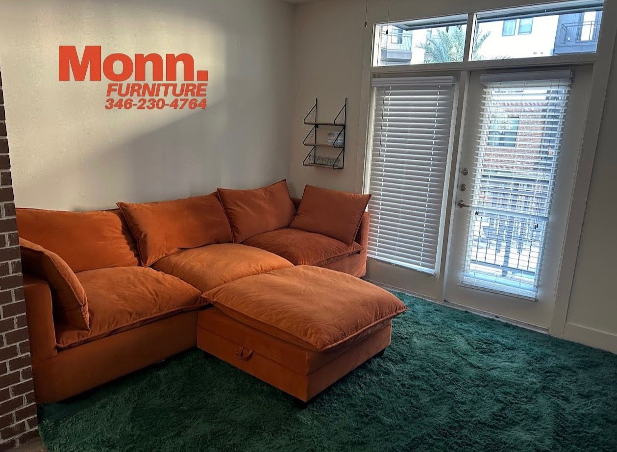 New In Box Cloud Sectional! NEEED THEM GONE $10DOWN