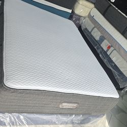 Full sizes mattress and box spring