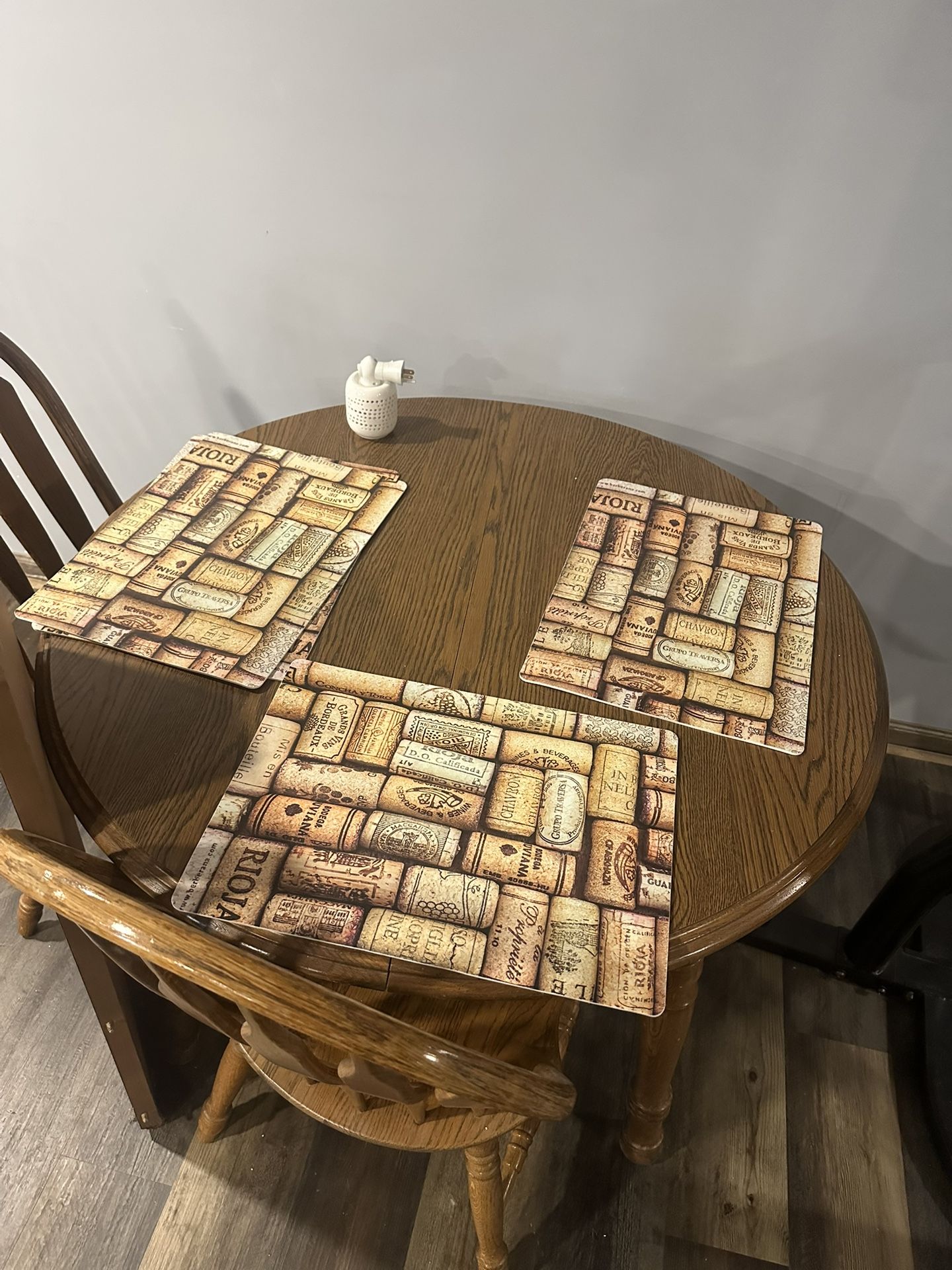 5 Piece Table (with 2 Expandable Leaf)