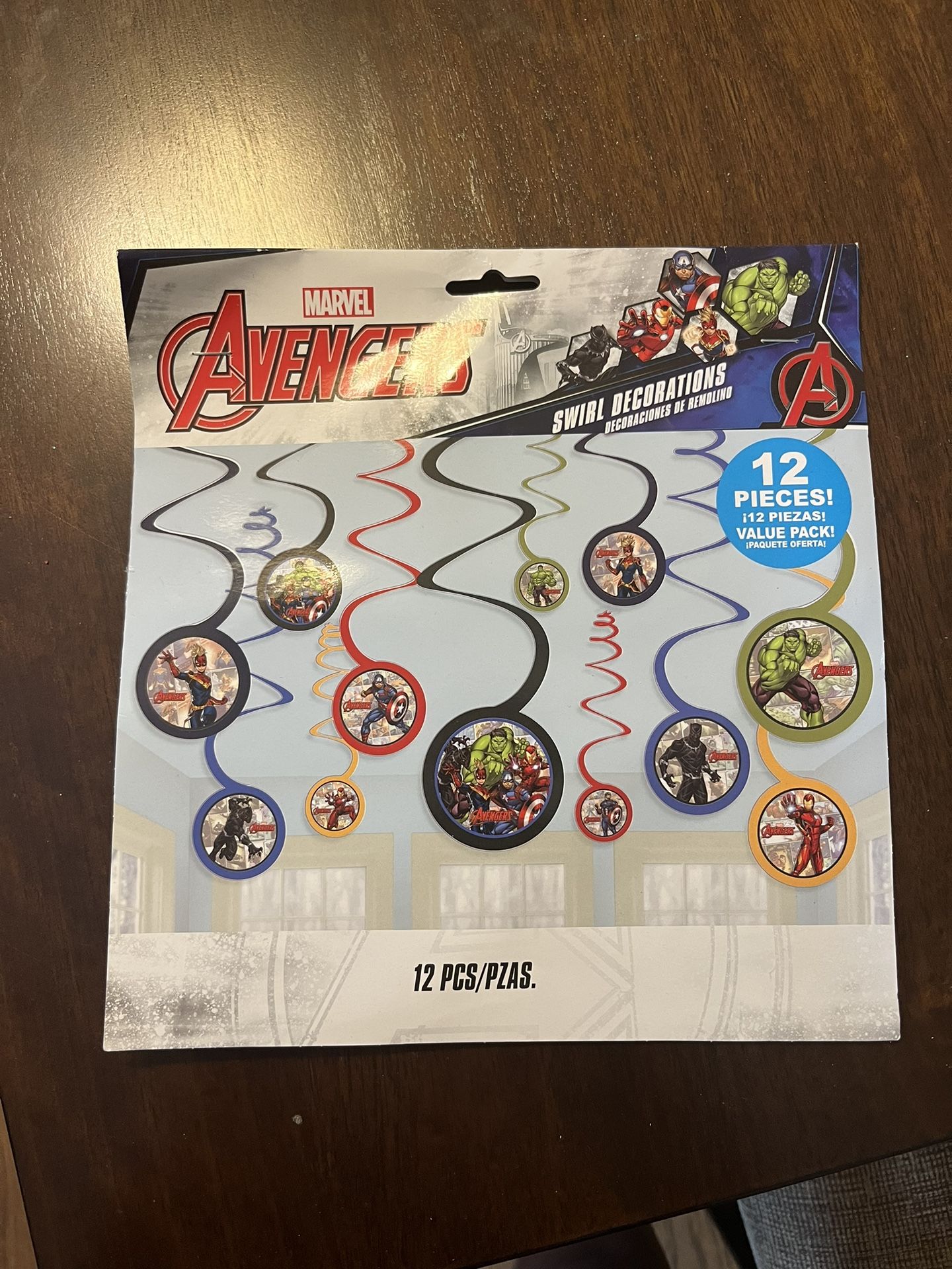 Free Avengers Swirl Party Decorations