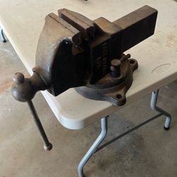 Bench Vise