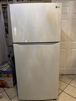 2 door fridge