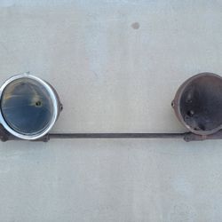 Original 1930 Studebaker Headlight Bucket Pair & Mounting Bar Assembly