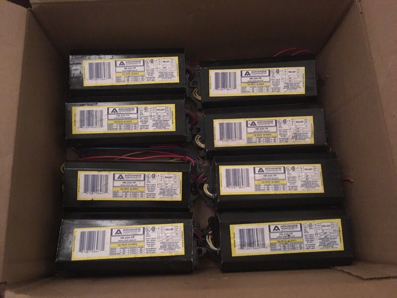 Advance Transformer Company HB-234-TB Rapid Start Ballast Lot Of 8