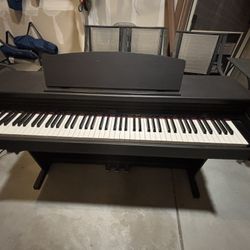 Digital Piano 