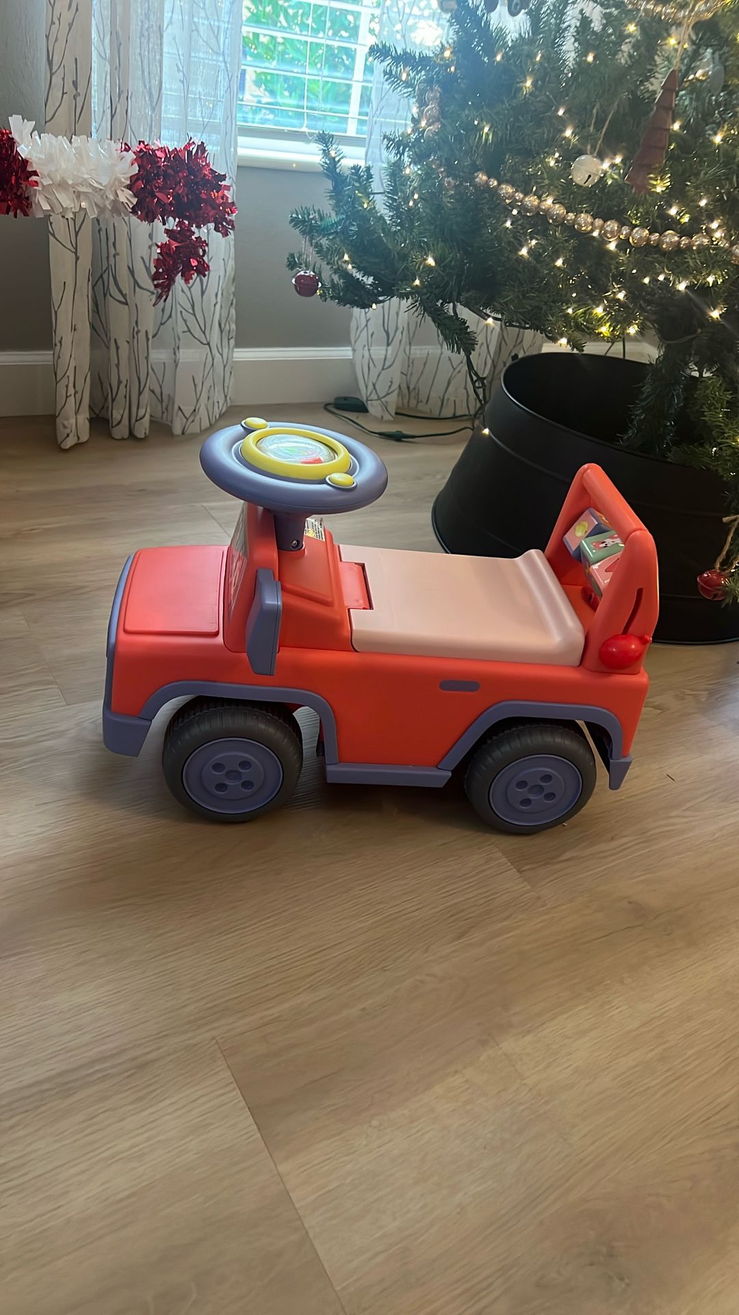 Bluey Ride Along Car