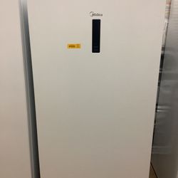 Midea 21 cu.ft. Convertible Upright Freezer 