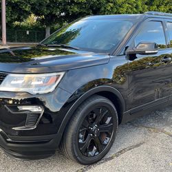 2019 Ford Explorer