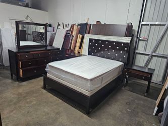 Queen bedroom set