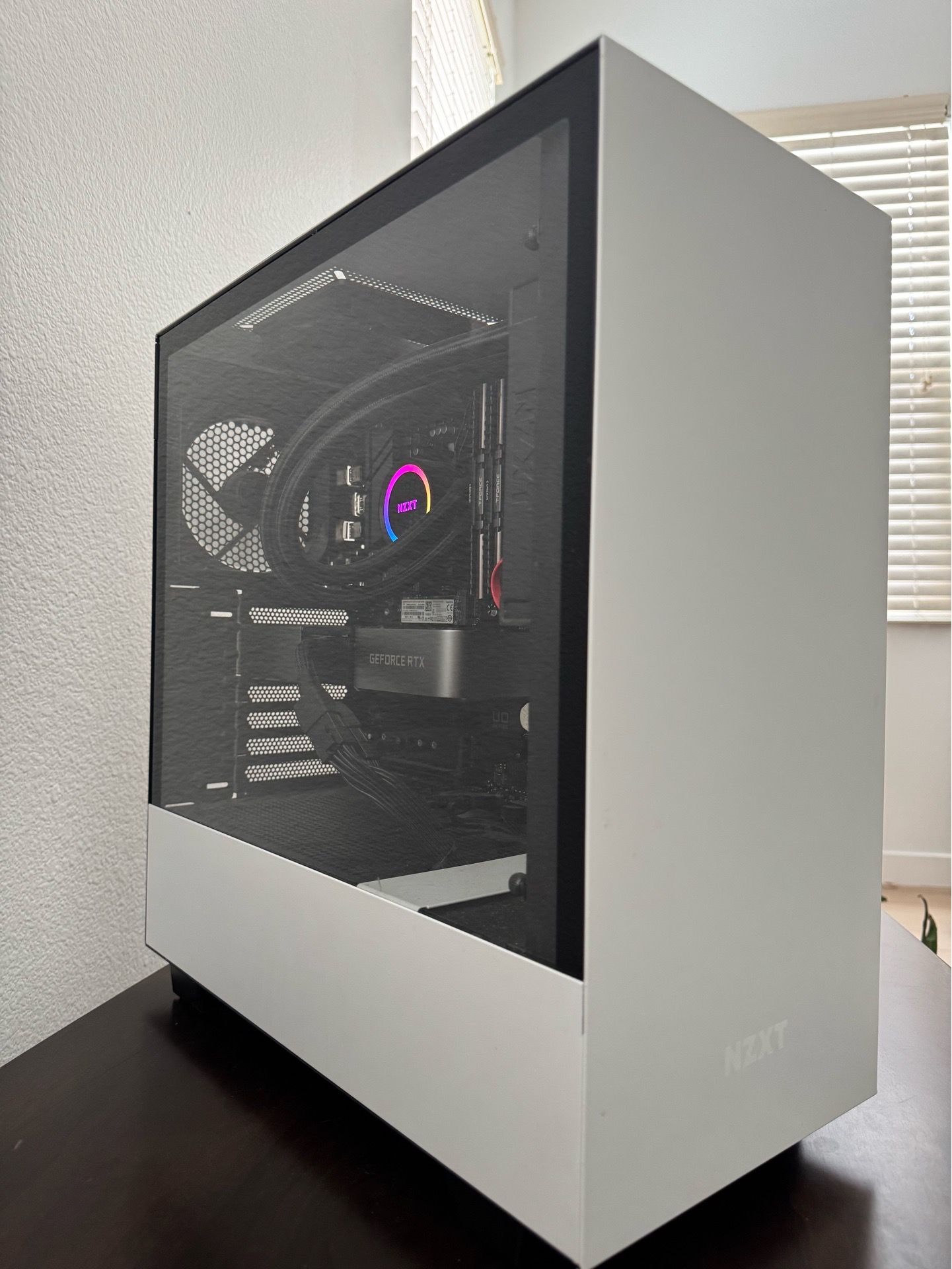 Gaming PC (custom) white