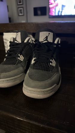 used jordan’s 4 size 5.5y