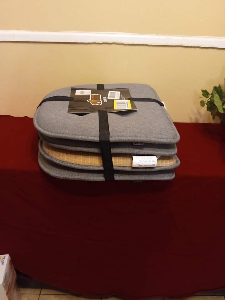 4 Pc Chair Cushion Set