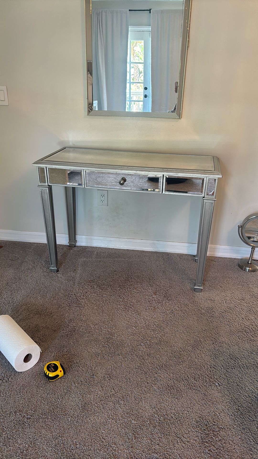 Vanity/desk/table