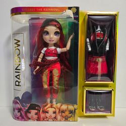 Rainbow High Series 1 Ruby Anderson Red Fashion Doll MGA *Damaged Box*