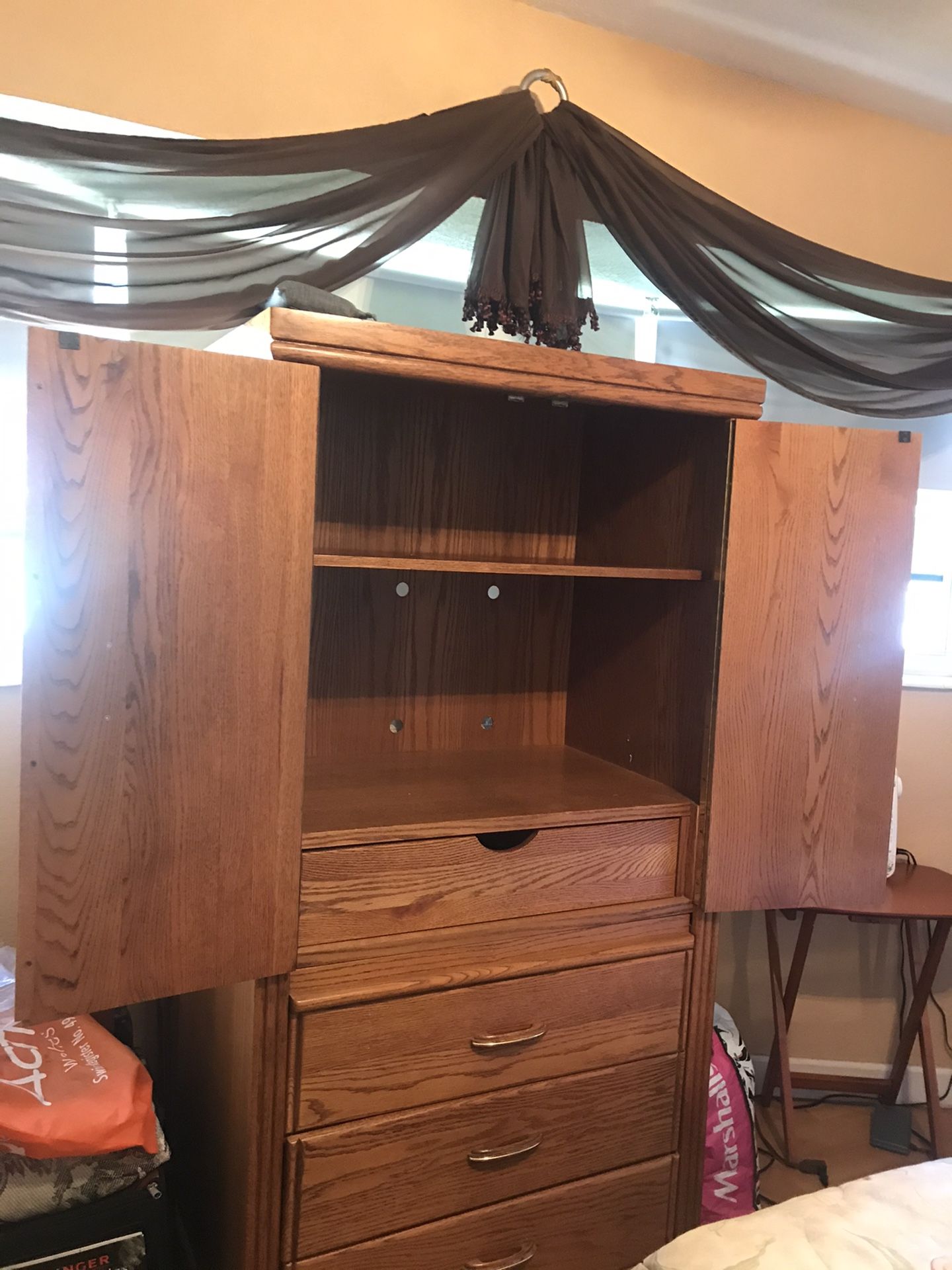 5pcs. Bedroom Set