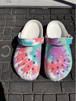 girls crocs