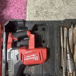 Milwaukee Rotary Hammer