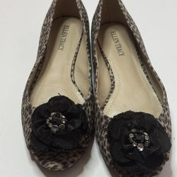 Ellen Tracy 'Falan' Peep Toe Flats Size 8M 